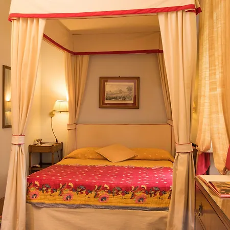 Residenza Johanna I Bed & Breakfast 3*